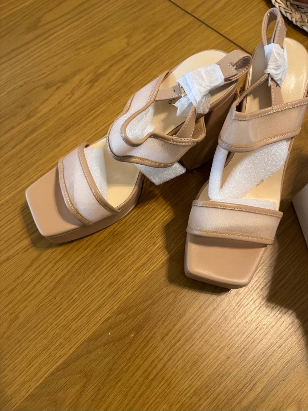 Block Heel Strappy Sandals in Nude